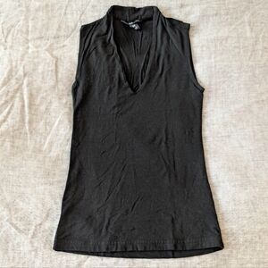 H&M Sleeveless V-Neck Top Black Size XS